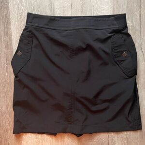 Athleta Skort Women’s size Medium 10